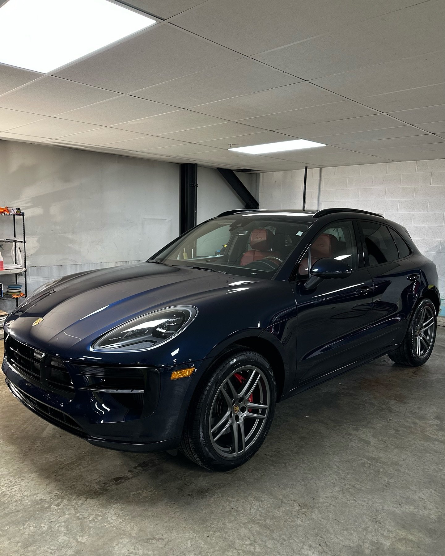 Cream Auto Care detailing