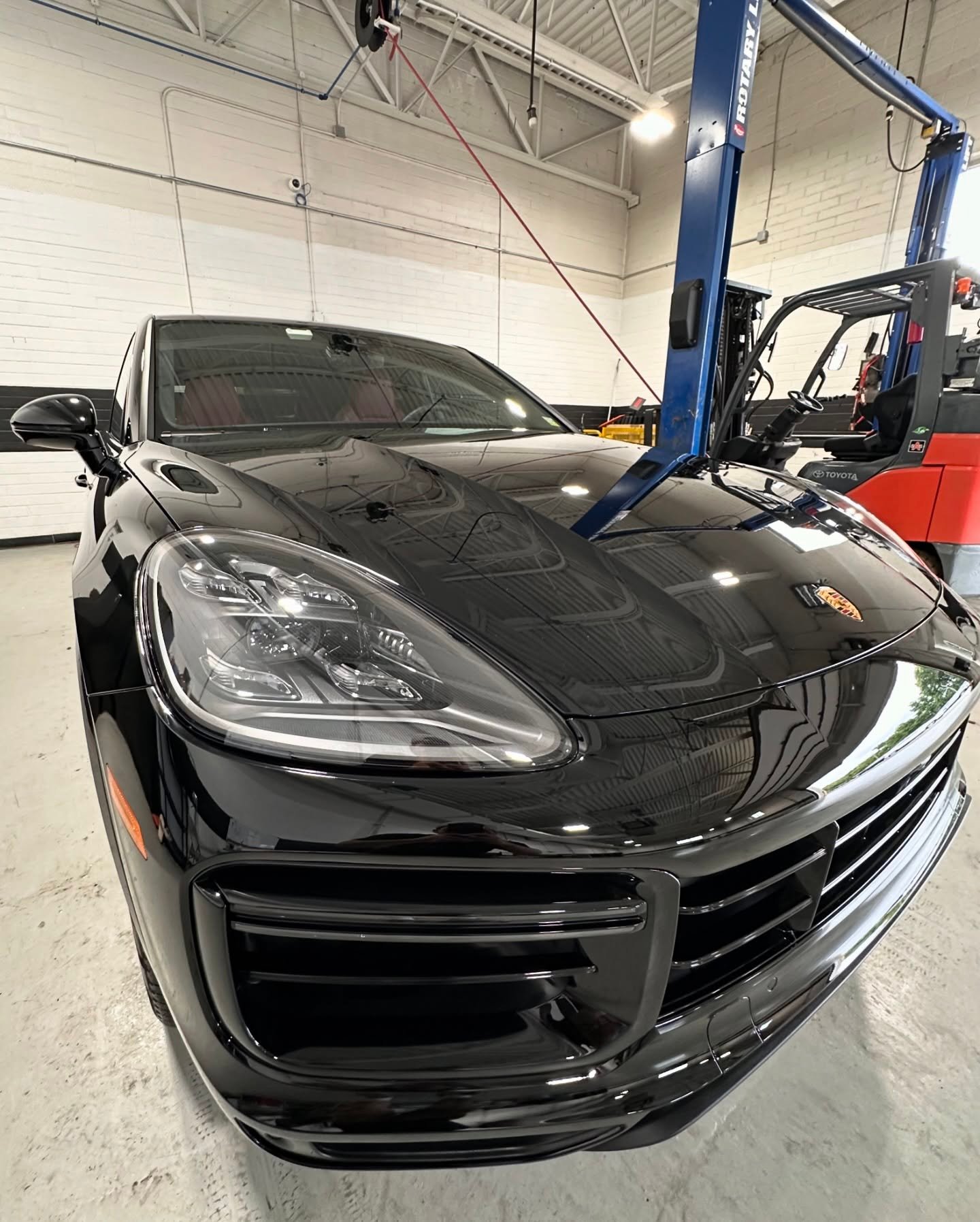 Cream Auto Care detailing